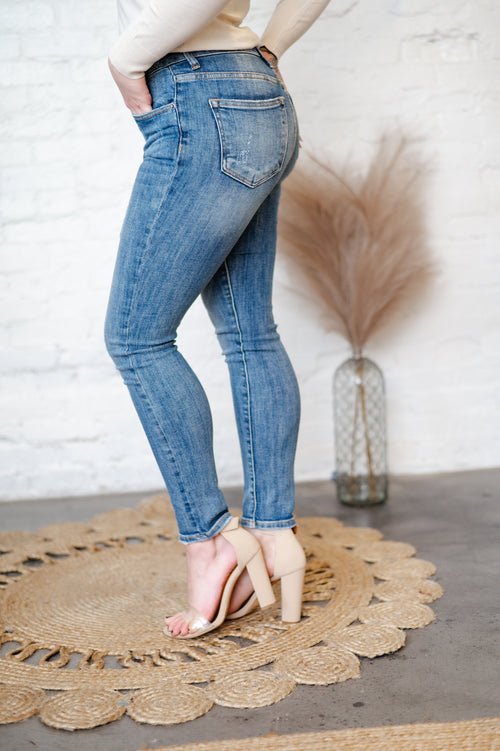 Jacque Mid Rise Skinny Jean